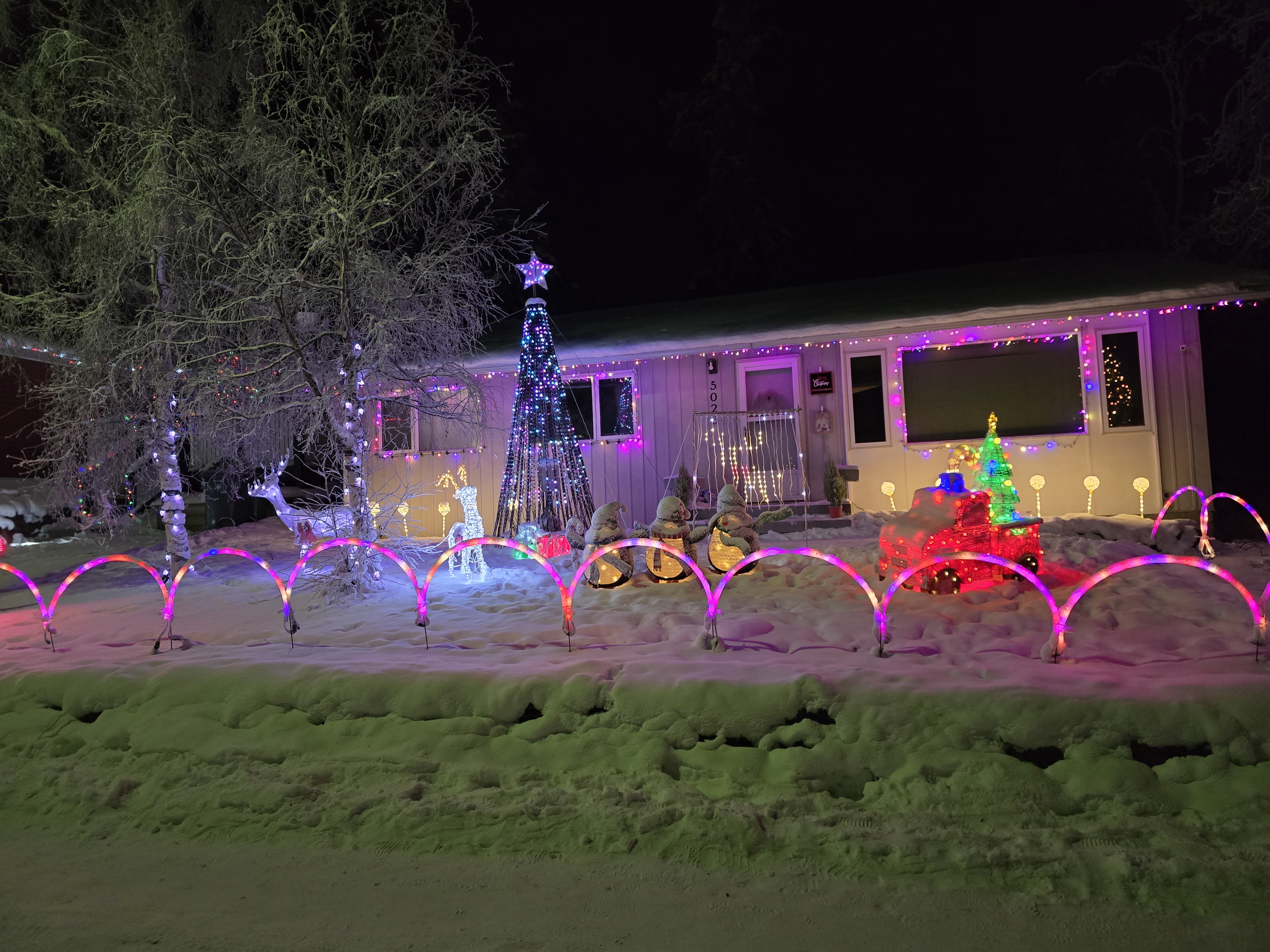 Home that won 5th place in the 2025 Holiday Lights Competition