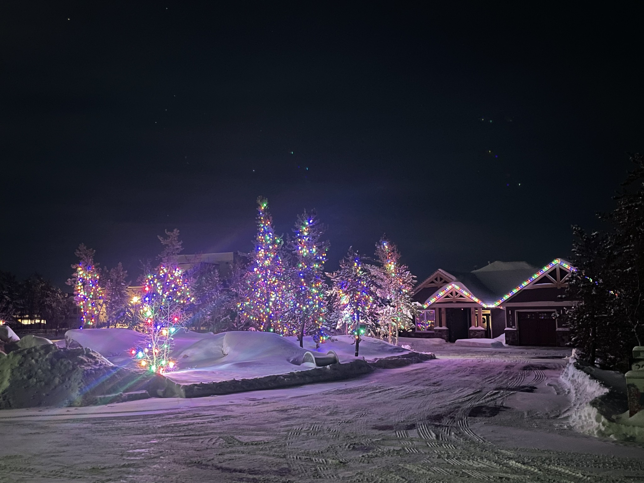 Home that won 1st place in the 2024 Holiday Lights Competition
