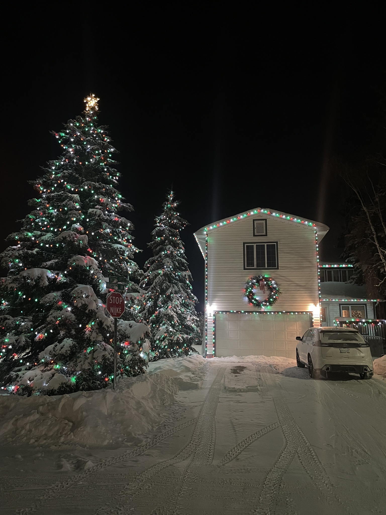 Home that won 3rd place in the 2024 Holiday Lights Competition