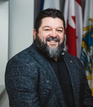 Portrait Photo of Councillor Steve Payne